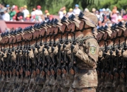 开云体育中国-爱德华兹扛起全队，勇士制霸骑士，新时代的篮球交响曲