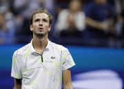 开云体育下载-包含意大利网球队翻盘世界网球队，梅德韦杰夫高光表现的词条