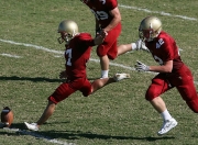 开云体育APP下载-赛道与绿茵场，当F1新赛季揭幕战遇上阿森纳狂胜