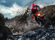 开云下载-绝境中的火焰，广州队险胜火箭，拉文高光表现诠释何为孤胆英雄