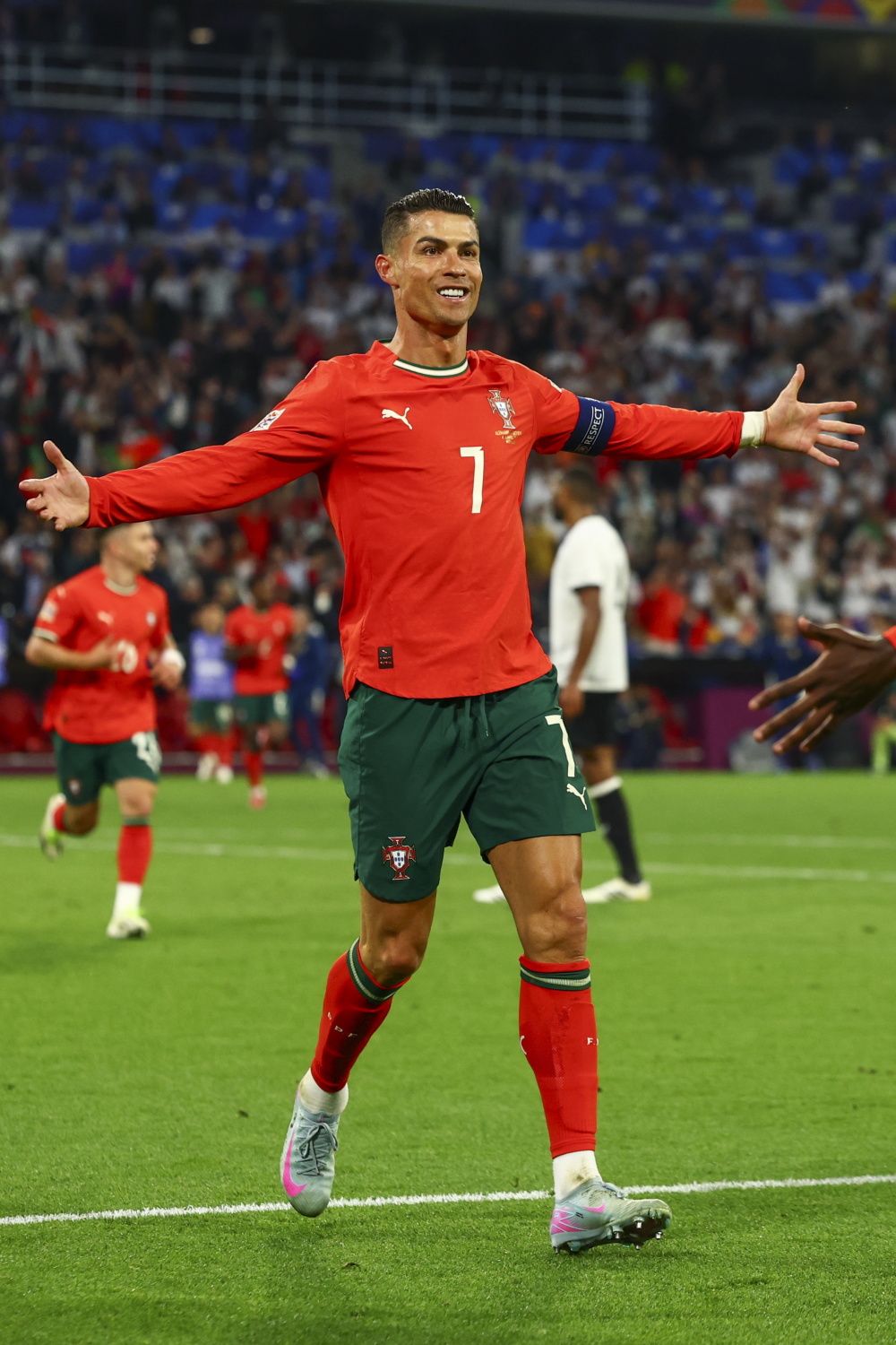 欧国联赛球队势均力敌，胜负难料的简单介绍