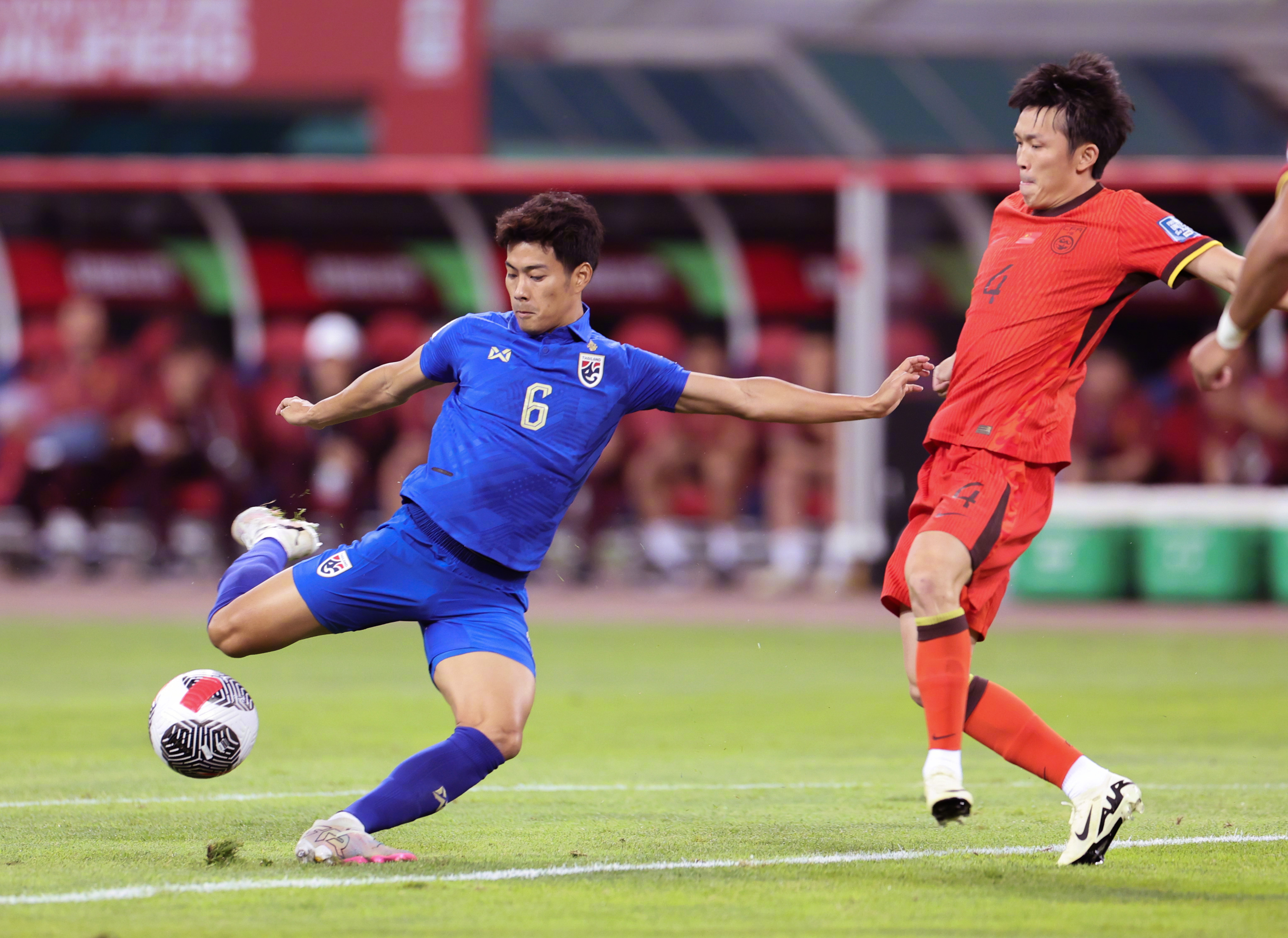 包含泰国足球联赛升降级比赛激烈进行,球队拼搏的词条 包含泰国足球联赛升降级比赛激烈进行,球队拼搏的词条