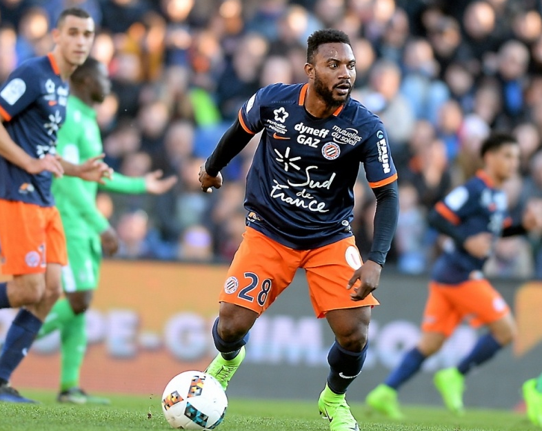 包含蒙彼利埃主场告负，遭遇两连败低迷期的词条