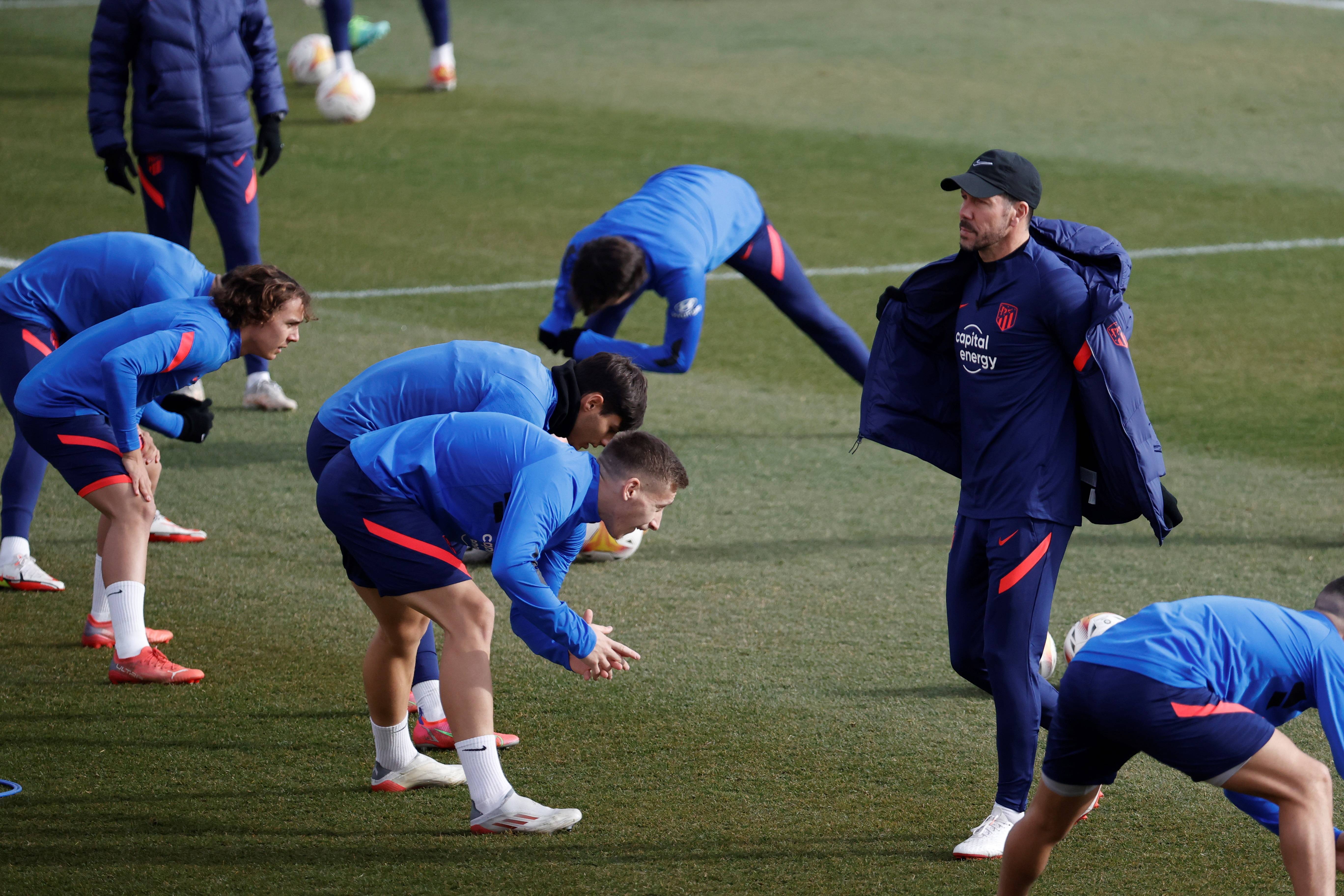 意大利足球联赛关键战役临近！各队备战热火朝天的简单介绍