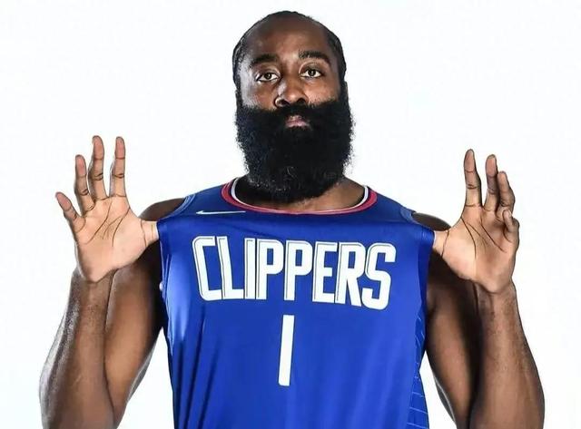 火箭队擒人，哈登连续两场三双