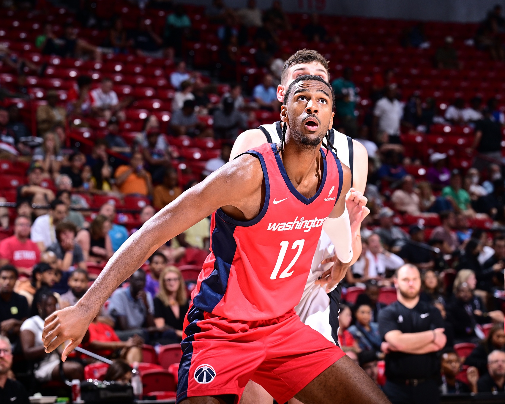 关于澳大利亚男篮强势南韩男篮，乔治·希尔绝境逆转的信息