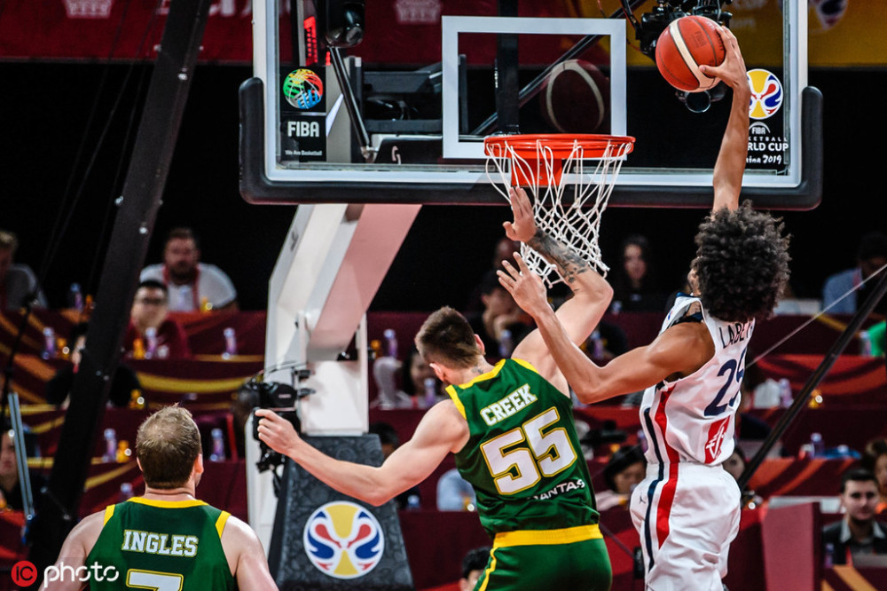 法国羽毛球队逆转中国羽毛球队,戴资颖三分雨点燃全场的简单介绍 法国羽毛球队逆转中国羽毛球队,戴资颖三分雨点燃全场的简单介绍