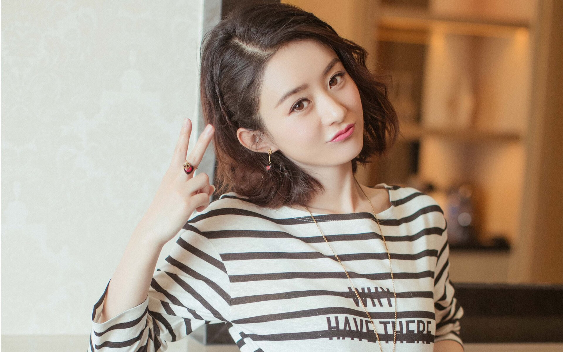 皮克化身进攻利刃,委内瑞拉力克日本展现南美足球独特魅力