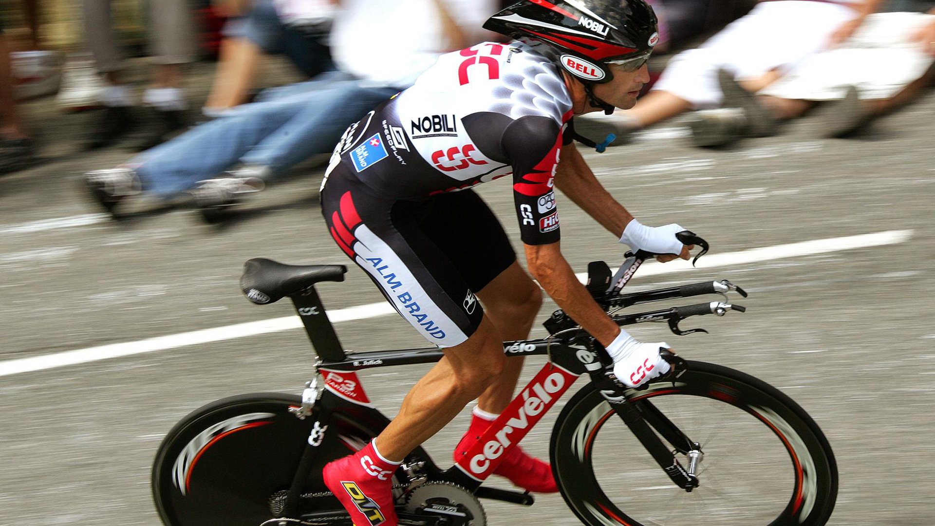 掘金强势拿下广厦队,布伦森欧冠半决赛接管比赛,跨越东西方的统治力之夜