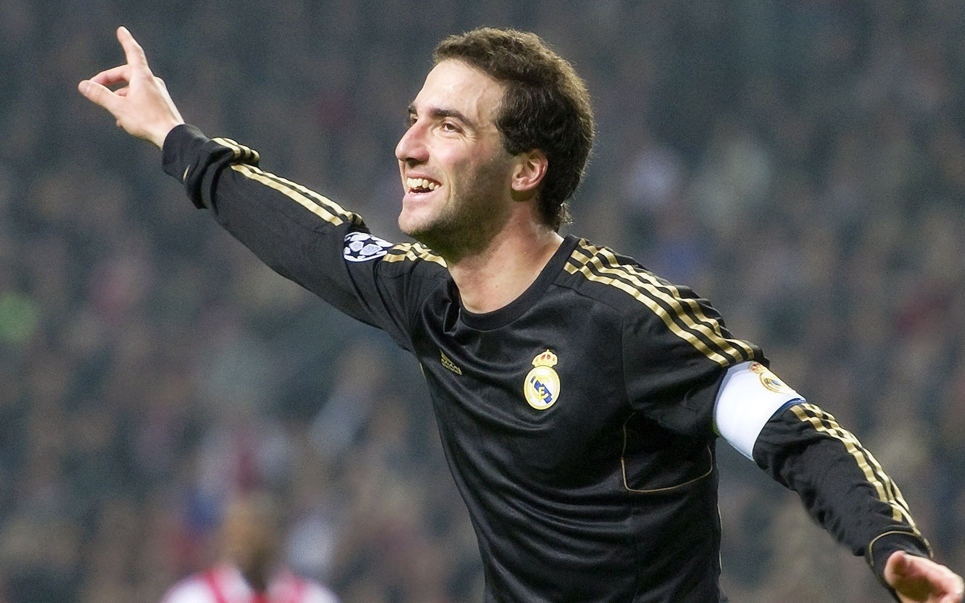 橙衣风暴下的绿茵对决，荷兰战术压制摩洛哥的抢七启示录