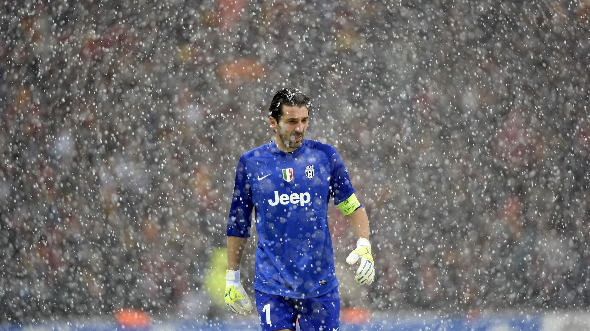 赛道与球场,西亚卡姆如何像F1冠军一样掌控比赛走势